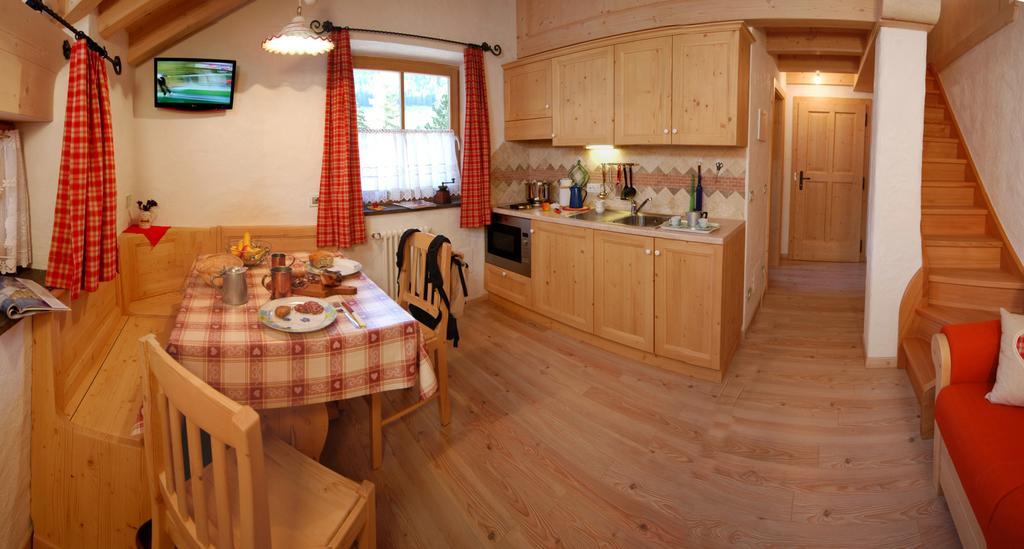 Camping Catinaccio Rosengarten Pozza di Fassa Room photo