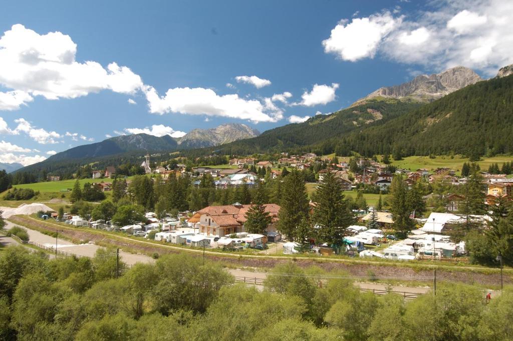 Camping Catinaccio Rosengarten Pozza di Fassa Exterior photo